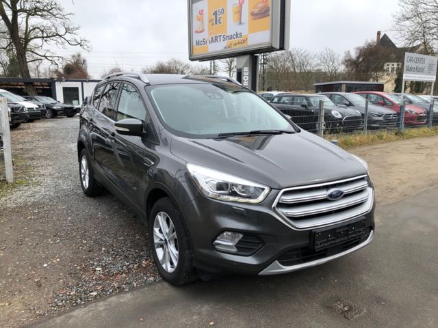 Ford Kuga 1.5 Titanium 4WD Eco,I-Hand.PDC.AHK.Kamera