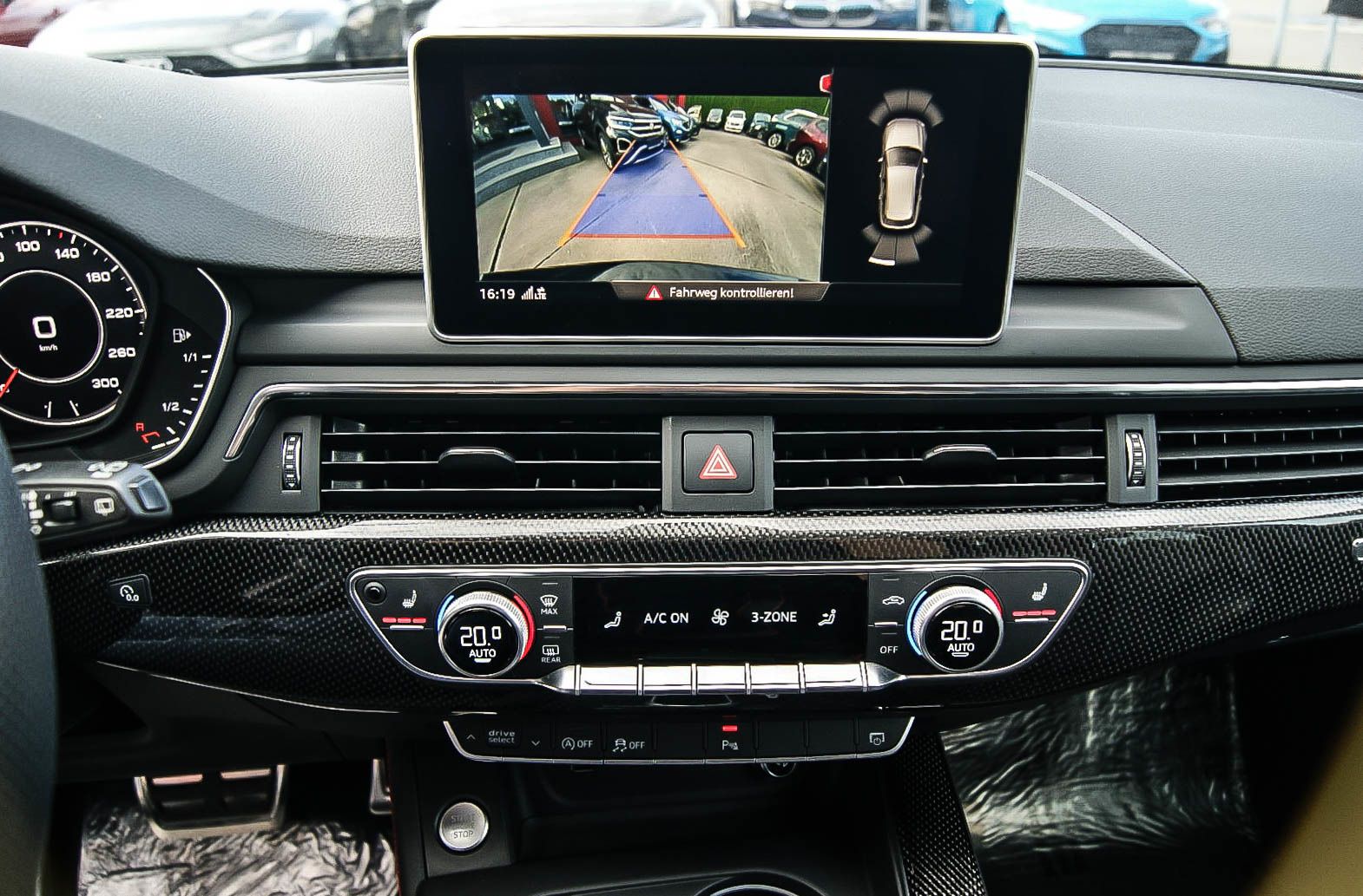 Fahrzeugabbildung Audi A4 Avant 50 TDI quattro S-Line Black B&O 1.HAND