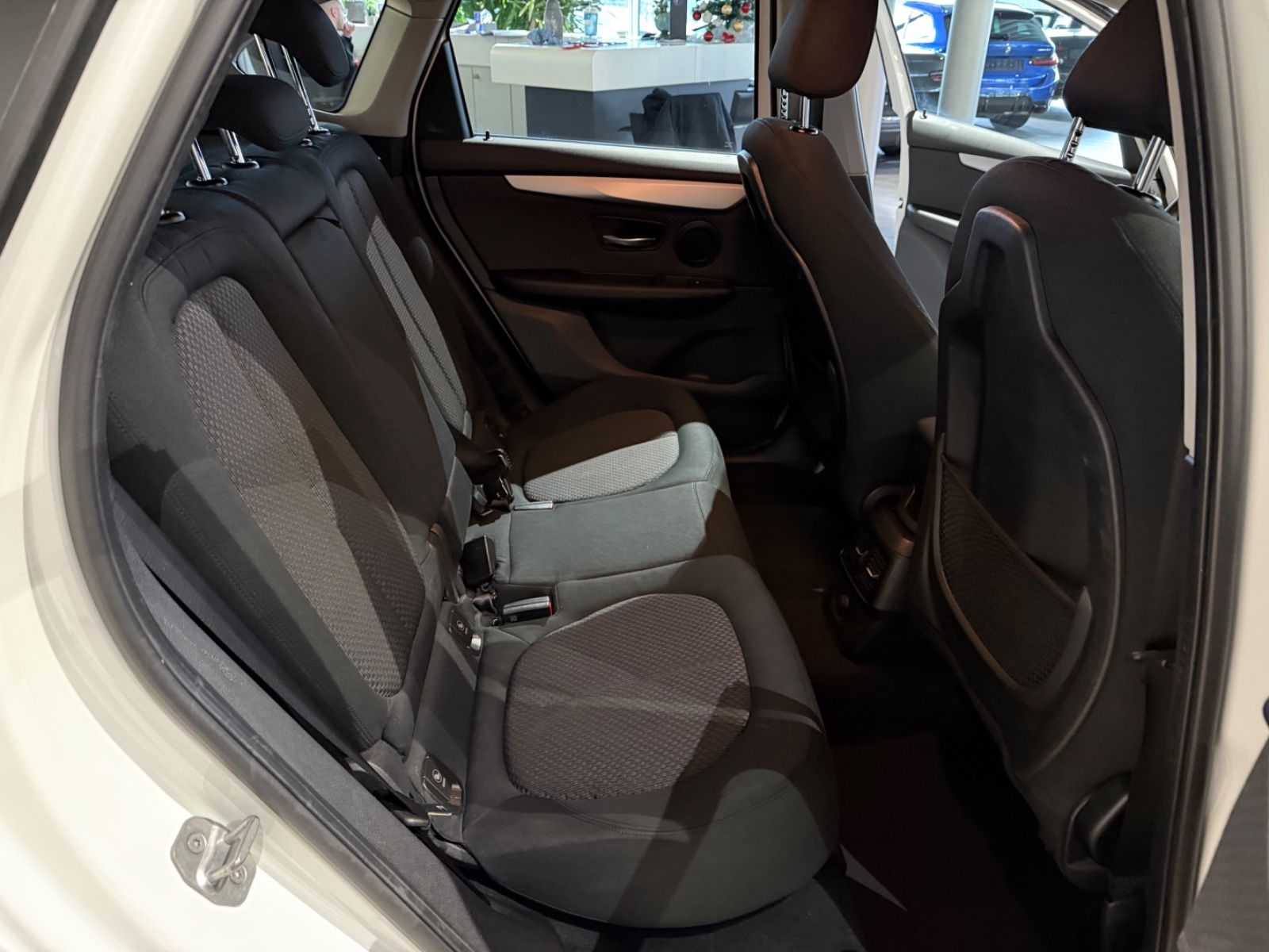 Fahrzeugabbildung BMW 218i Active Tourer *Navi*LED*Parkassis.*Komfortz