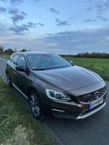 Volvo V60 Cross Country D4 AWD Geartronic Pro Pro - gebrauchte Volvo V60 Cross Country aus dem Jahr 2017