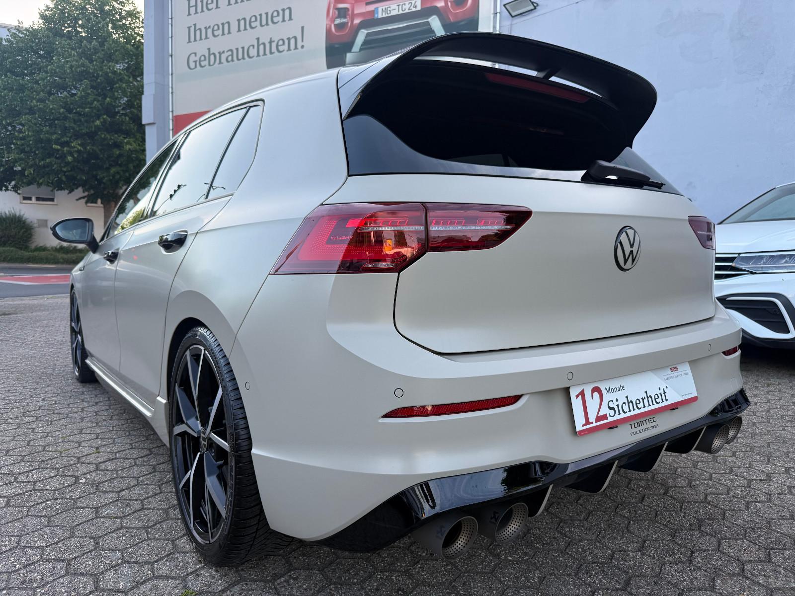Volkswagen Golf VIII Lim. R 4Motion*ACC*Harmann Kardon*Akra