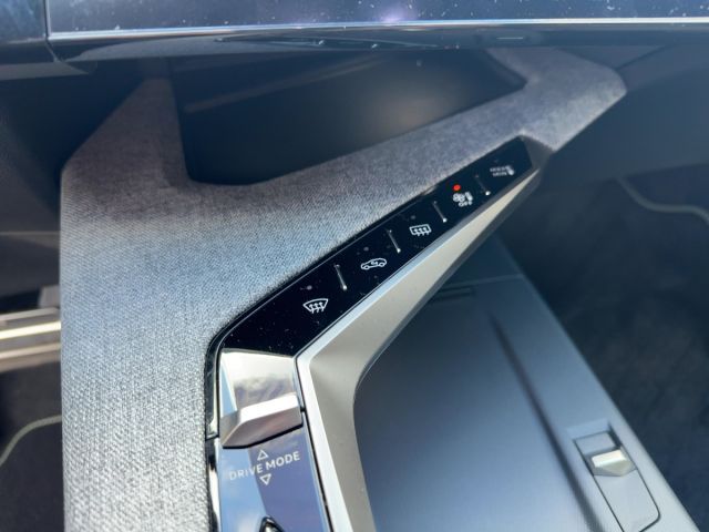 Foto Nummer 20: PEUGEOT 5008