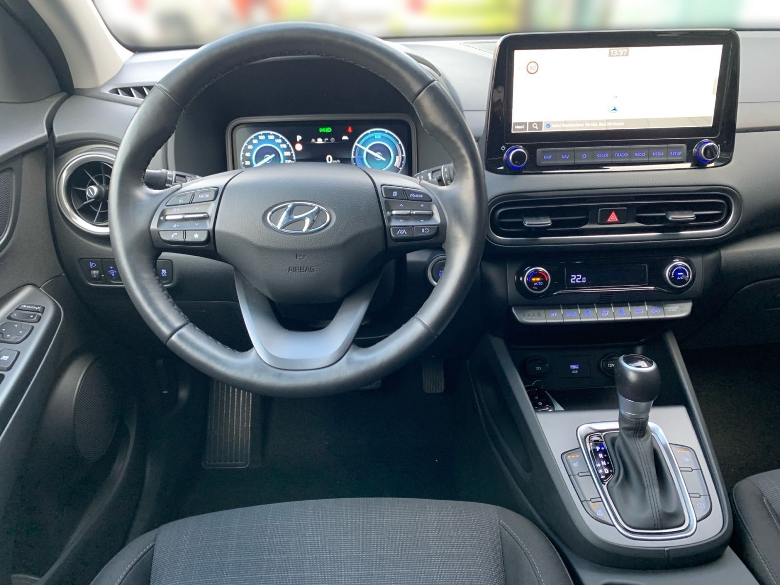 Fahrzeugabbildung Hyundai KONA 1.6 GDI Edition 30+ Hybrid Navi LED 1Hd