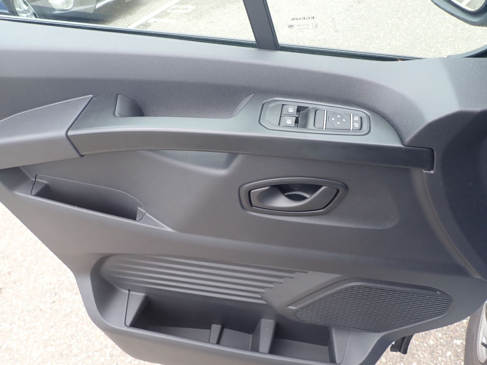 Fahrzeugabbildung Renault Trafic Lkw Komfort L1H1 3,0t Blue dCi 130 MY25