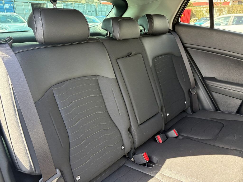 Fahrzeugabbildung Kia SPORTAGE 1.6T 2WD DCT VIS KOM