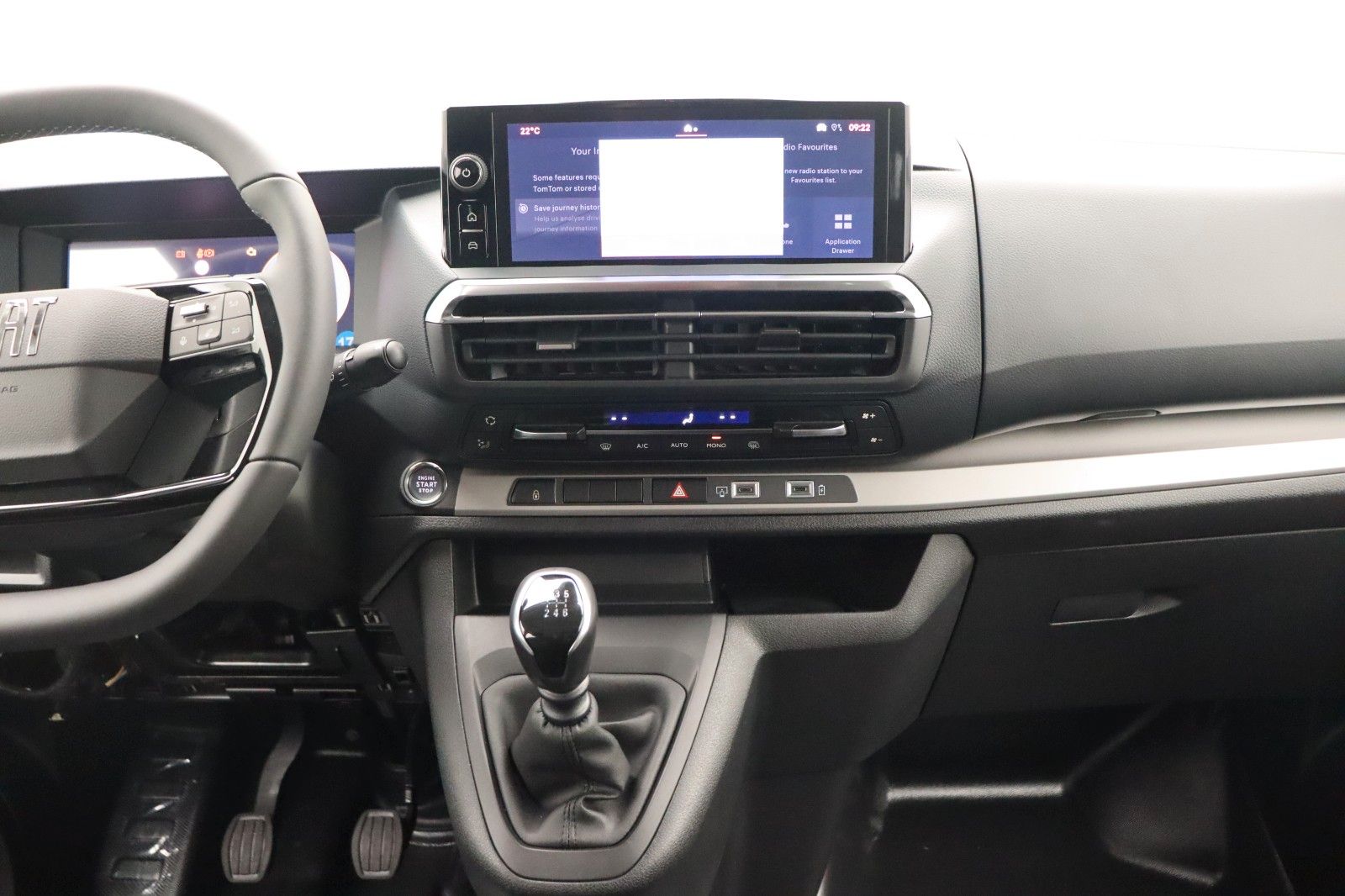 Fahrzeugabbildung Fiat Scudo Multicab   L3 2.0 145 MT6 LUXURY LEDER