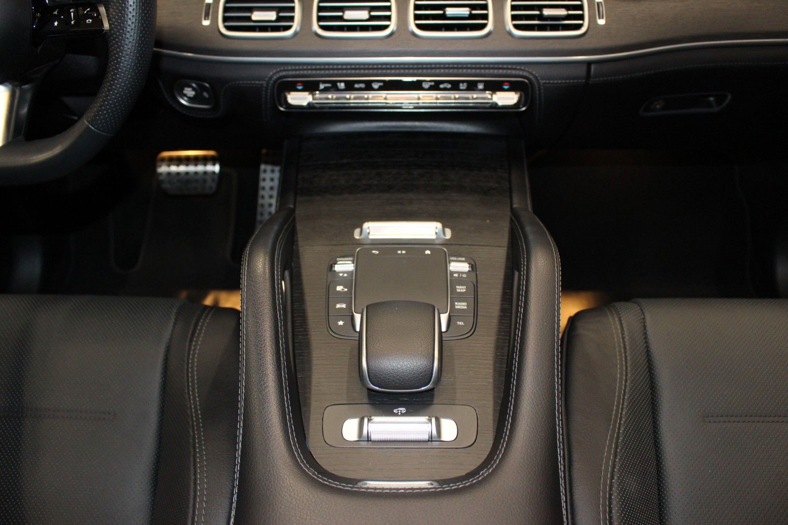 Fahrzeugabbildung Mercedes-Benz GLE 450d AMG Line Burmester+Pano+HeadUp+NightPkt