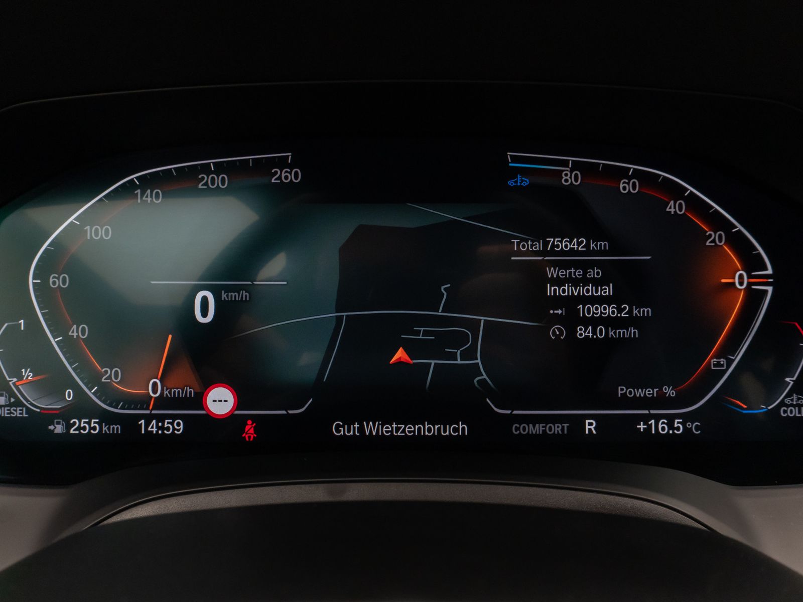 Fahrzeugabbildung BMW 320d DAB HiFi CockPitPro Lordos Alarm PDC Sport