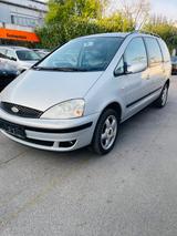 Ford Galaxy 2.3 16V Ghia 7-sitzig - Ford Galaxy: 2.3