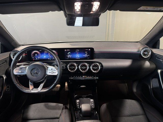 Mercedes-Benz CLA 250 e AMG Night 360° AHK Sound LED Dist MBUX foto 5