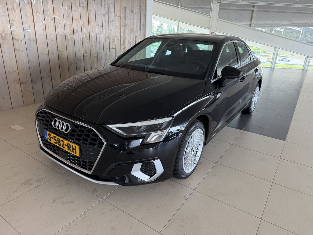Audi A3 Limousine 30 TFSI Advanced edition