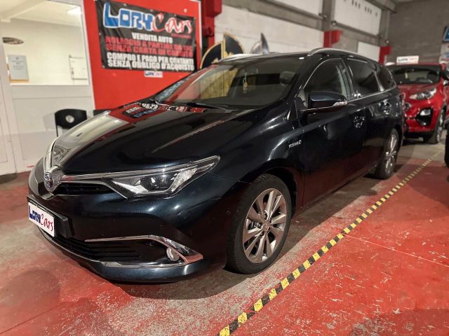 Toyota Auris Touring Sports 1.8 Hybrid Lounge