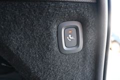 Fahrzeugabbildung Volvo XC 90 D5 AWD* R-Design*STDHZG*PANO*AHK*MIetkauf