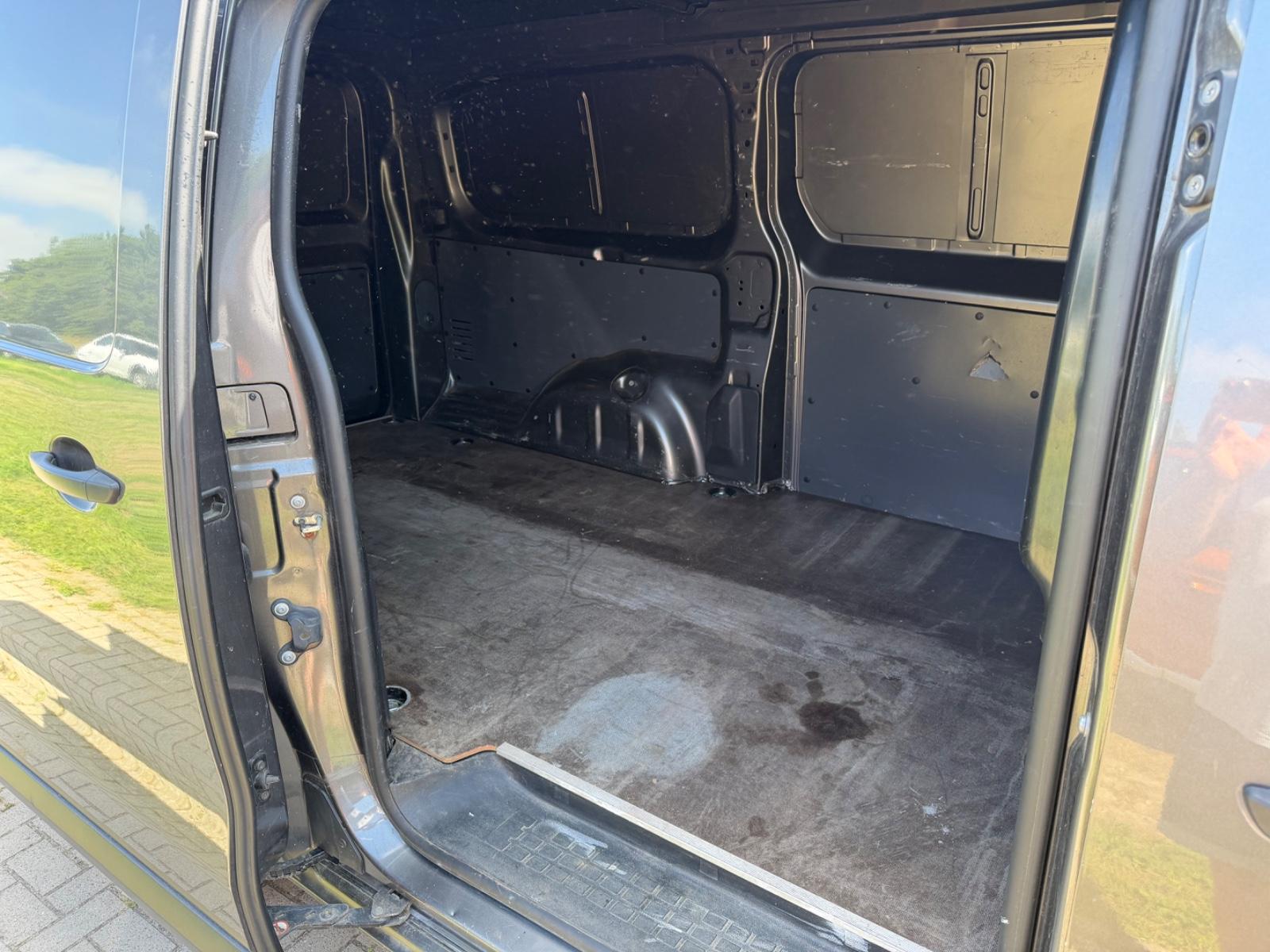 Peugeot Expert Kasten Premium L3+PDC+Klima+Navi+1.Hand