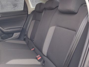 Volkswagen Taigo - 11