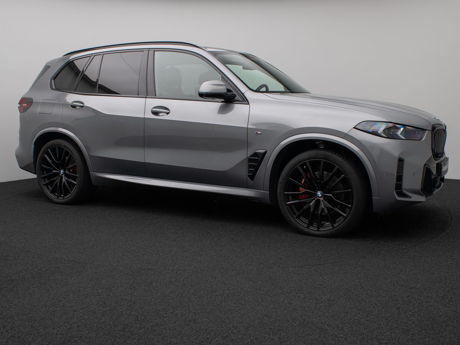Fahrzeugabbildung BMW X5 xD30d M Sport Pro Pano HUD DAB H/K 360°22Zoll