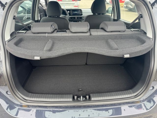 Fahrzeugabbildung Hyundai i10 FL (MJ24) 1.0 Benzin M/T Trend Komfortpaket