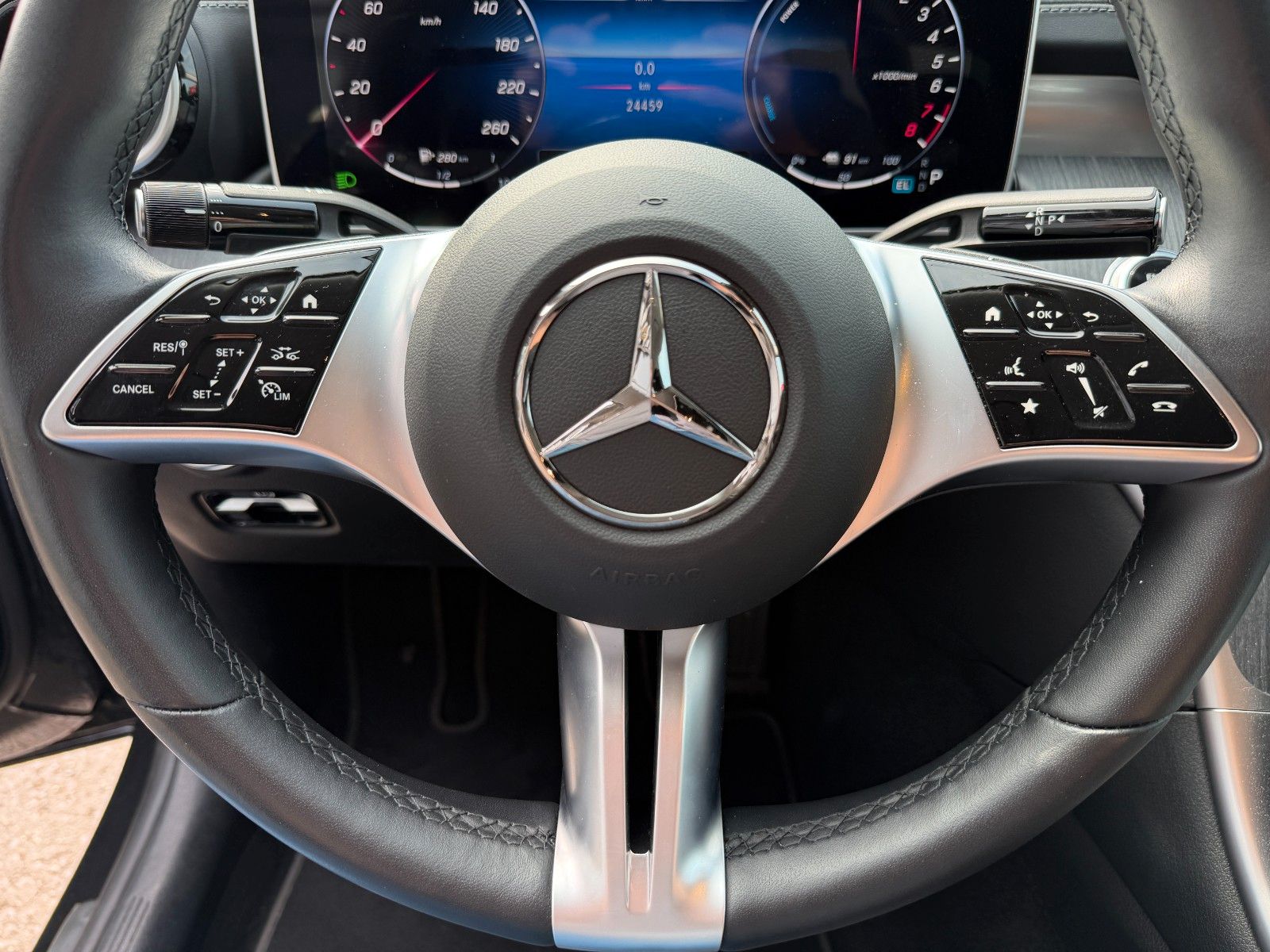 Fahrzeugabbildung Mercedes-Benz C 300 e 4M AVANTGARDE Memory+Burm+Distr+RKamera+