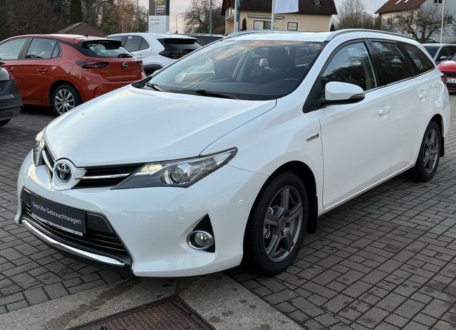 Toyota Auris 1.8 VVT-i Hybrid Automatik Touring Sports 