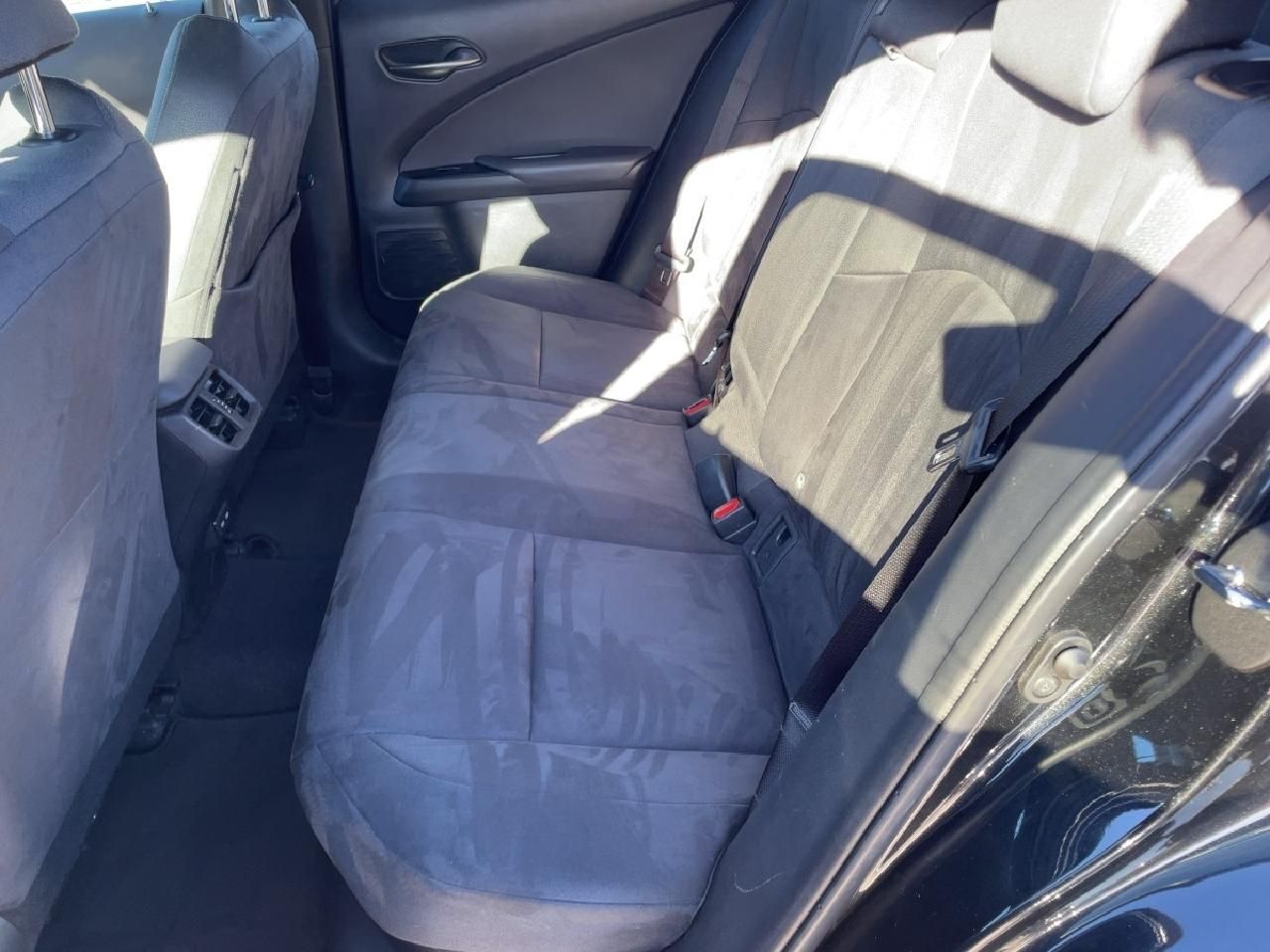 Fahrzeugabbildung Lexus UX 250h Style Edition