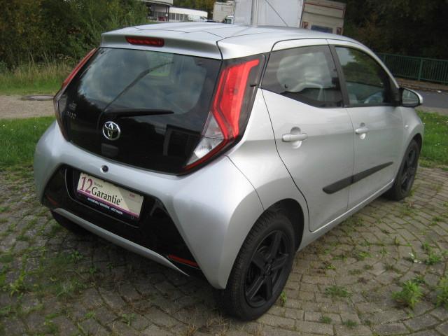 Toyota Aygo (X) 1,0-l-VVT-i x