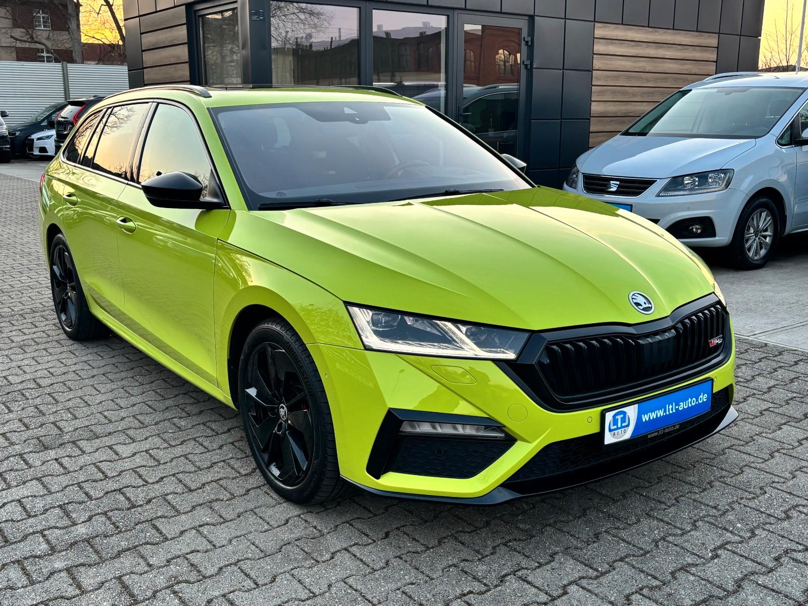 Skoda Octavia Combi RS 4x4 Kamera Pano AHK Standheizun
