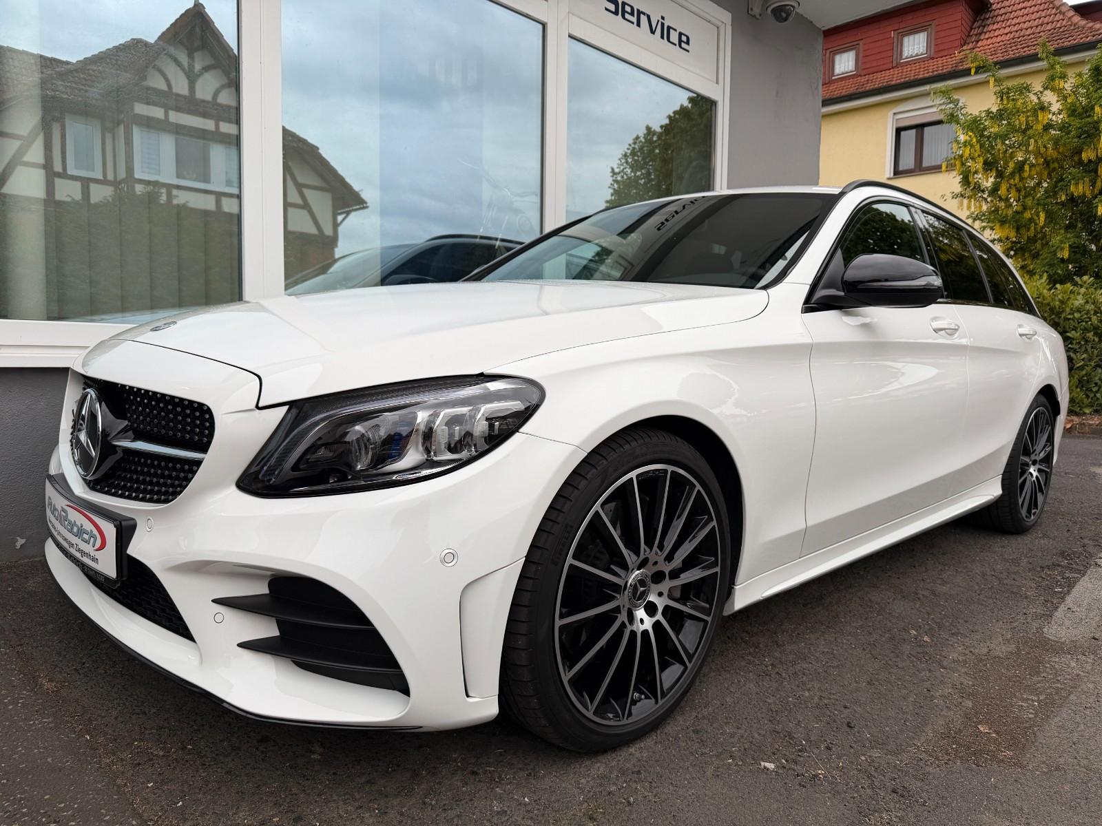 Mercedes-Benz C 300 T AMG +Night+19"+BEAM+Kamera+22.100KM!!!