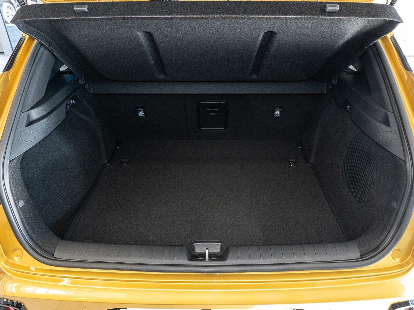 Kia K4 - Bild 15