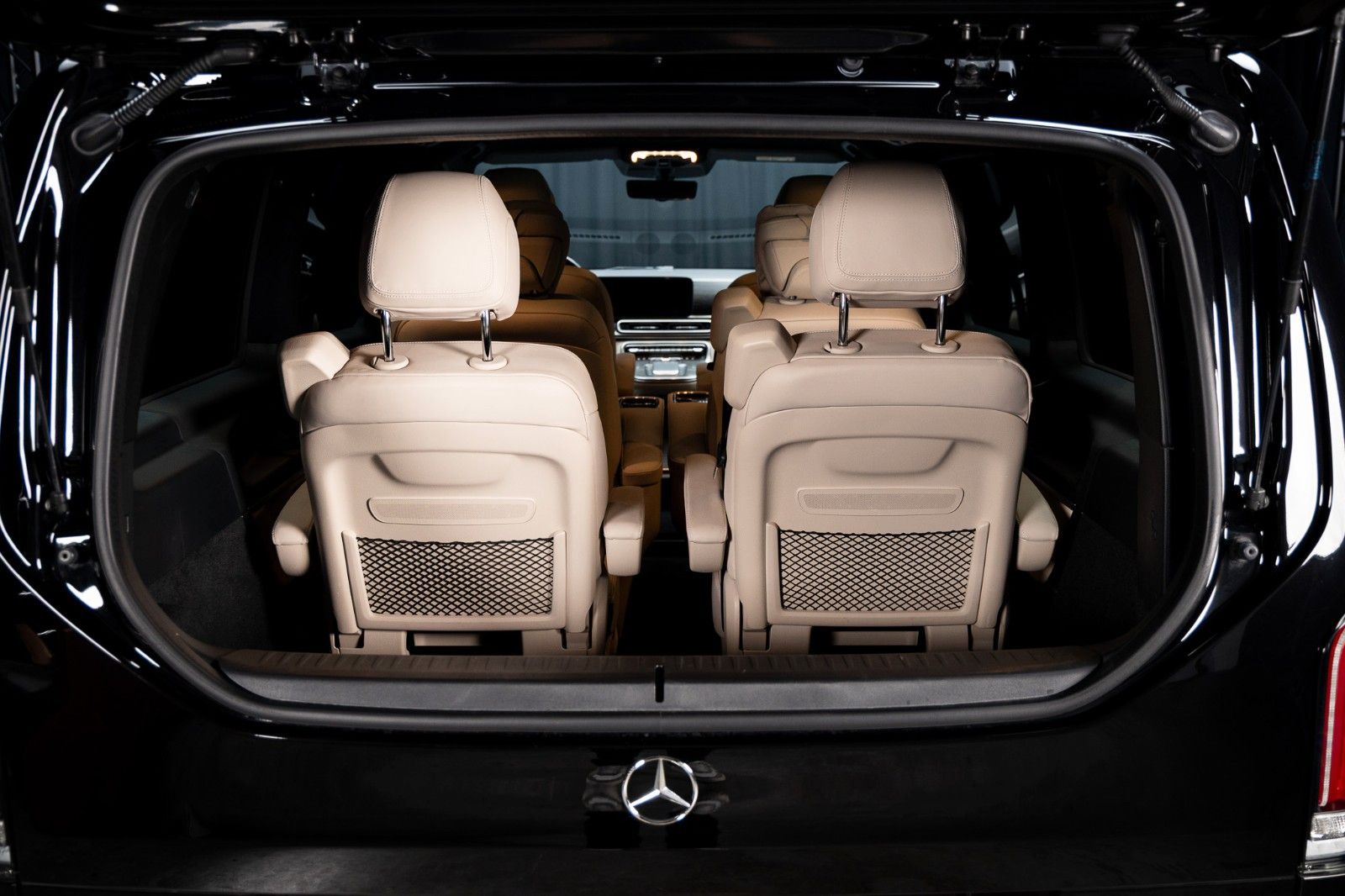 Fahrzeugabbildung Mercedes-Benz V 300 d 4MATIC EXCLUSIVE lang + AIRMATIC + Bur