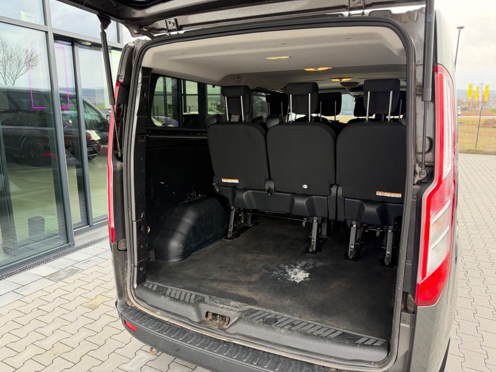 Transit Custom  2.0 TDCI Autom. 9 Sitzer