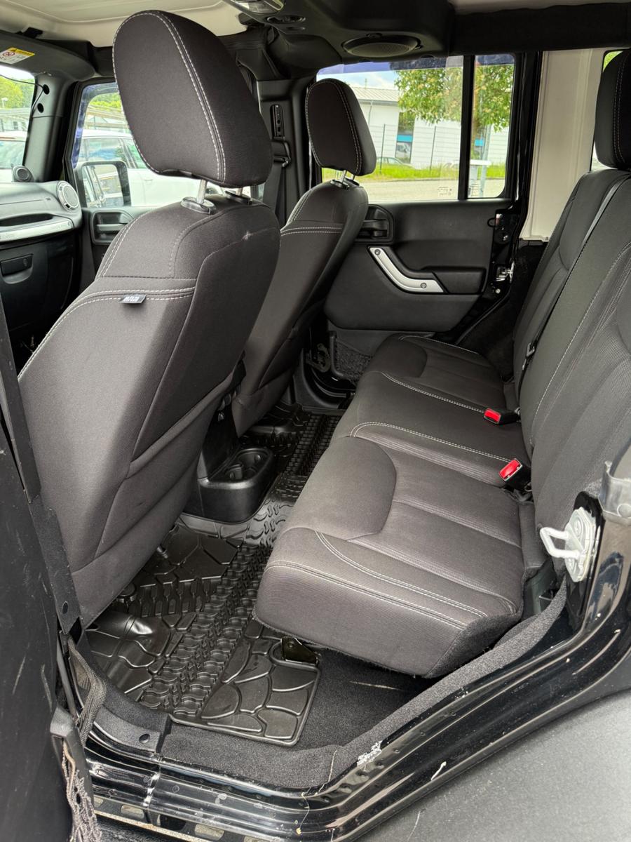 JEEP WRANGLER 200 CH 4X4 BVA UNLIMITED RUBICON - Webasto - 111650 KM