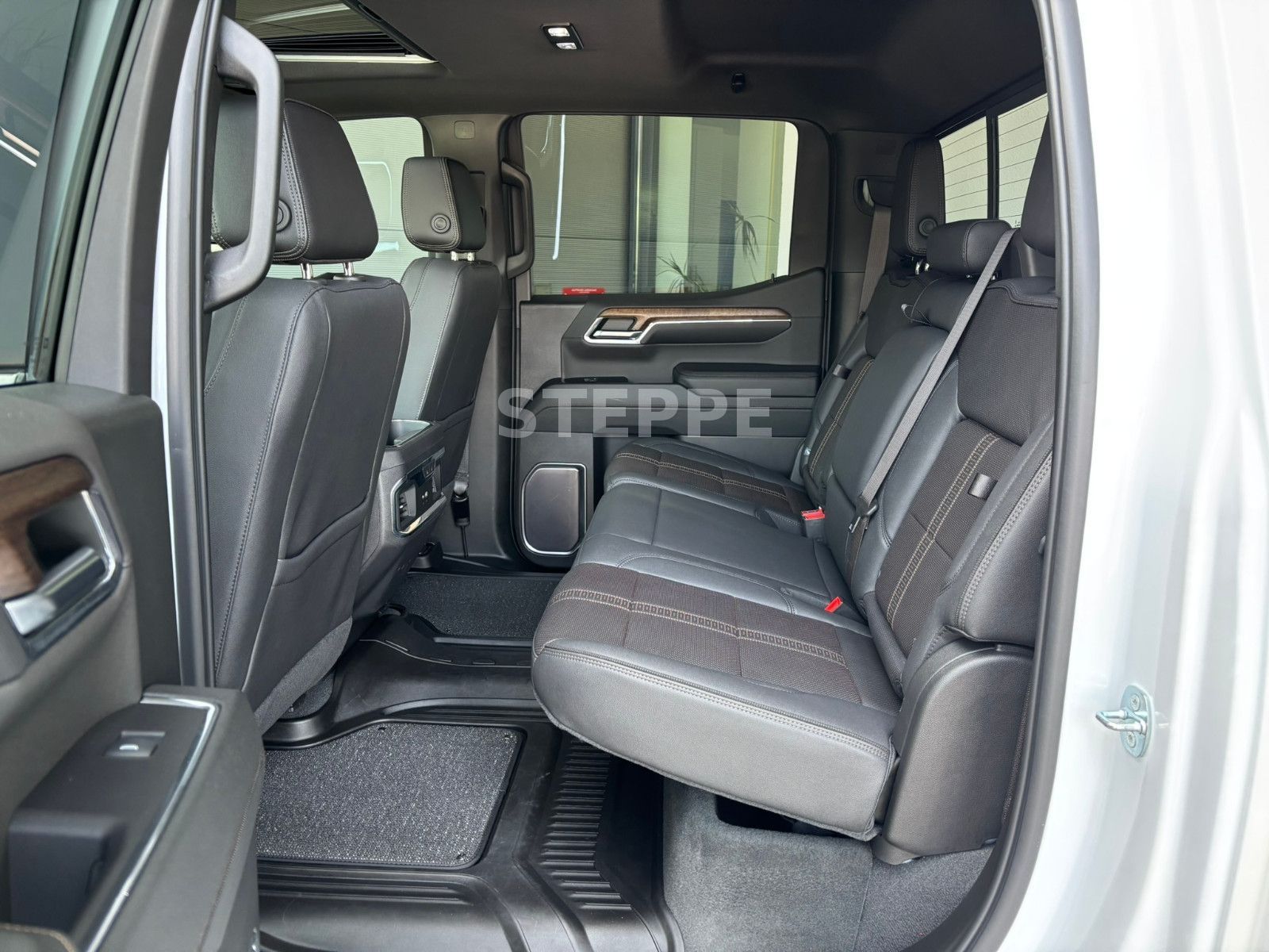 Chevrolet Silverado 6.2 V8 LPG 10.Gg AT. High Country AWD