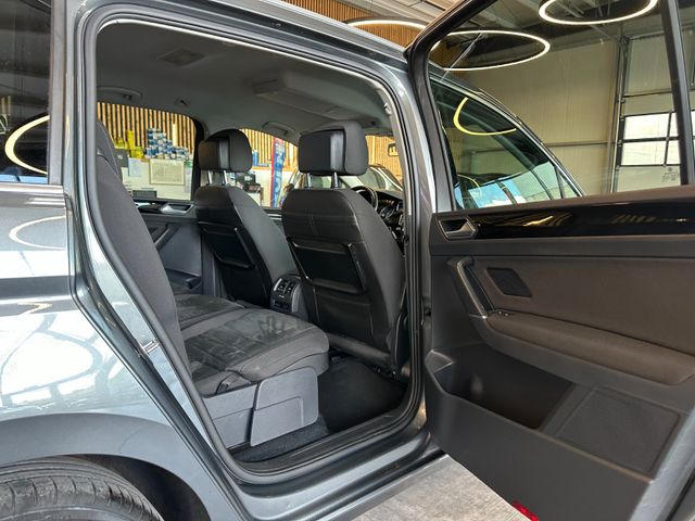 MYAUTOCENTER – Gebraucht- und Jahreswagen mit Werkstattservice in Pfaffenhofen Volkswagen Touran *7.SITZER*ACC*NAV*SZHZ*LED*ALCANTARA*
