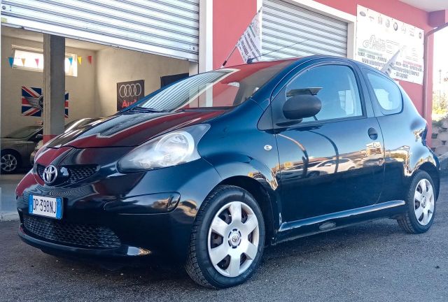 Toyota Aygo 1.0 12V VVT-i 3 porte Sol