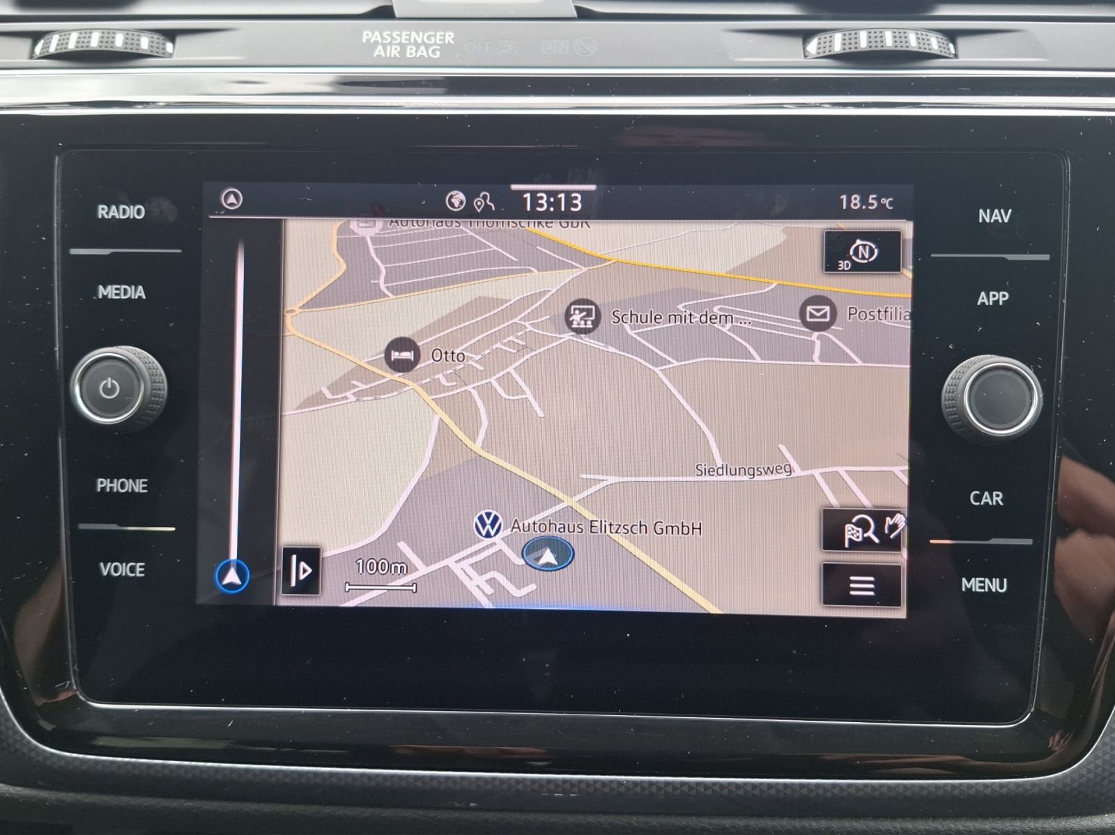 Fahrzeugabbildung Volkswagen Touran TSI Active DSG LED AHK Navi ACC SHZ PDC