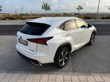 Lexus NX 350h - weiße Lexus NX-Serie