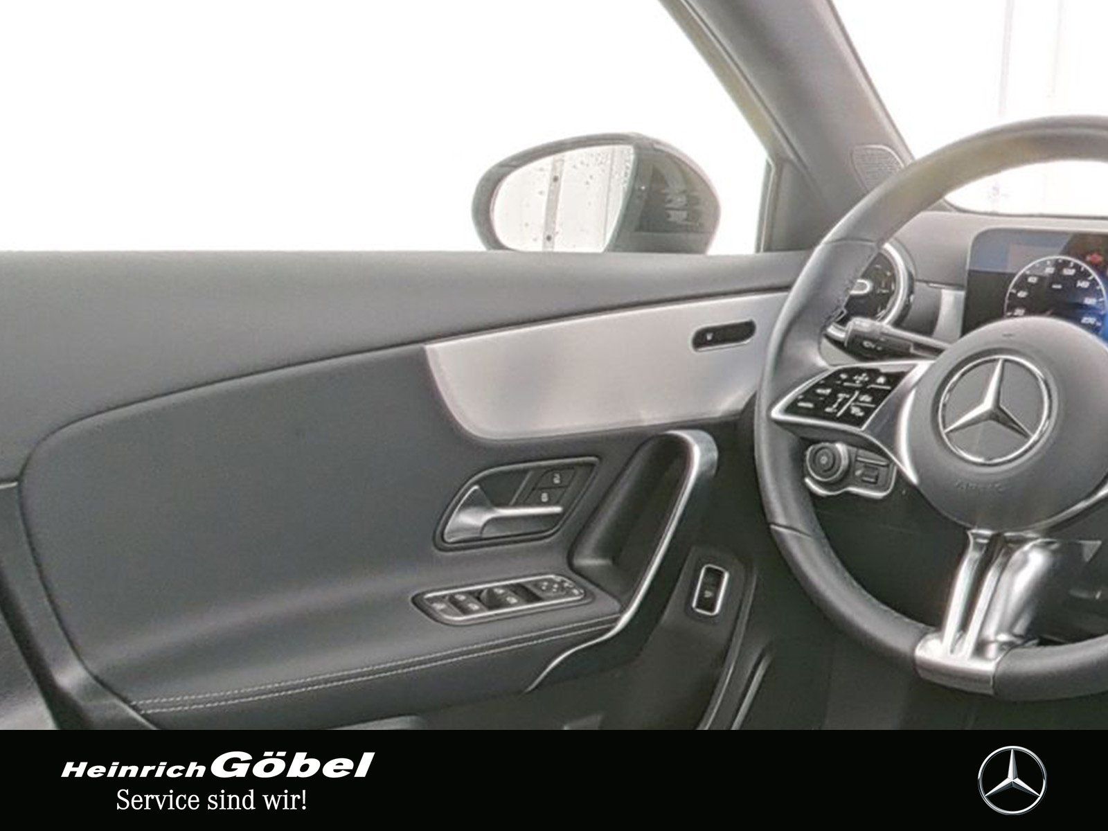 Fahrzeugabbildung Mercedes-Benz A 200 Lim. PROGRESSIVE+NIGHT+LED+KAMERA+CARPLAY