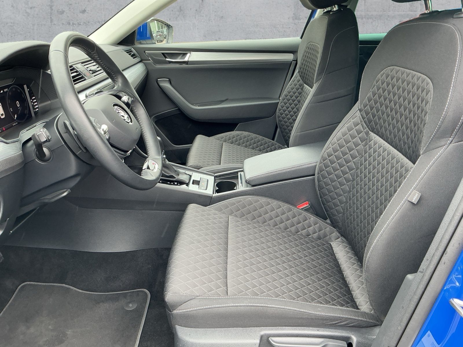 Skoda Superb - Bild 12