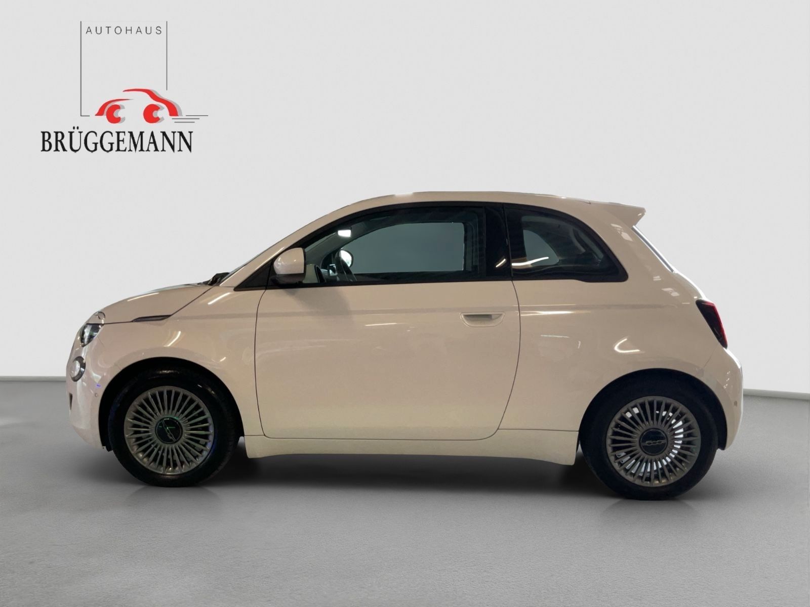 Fiat 500e 42 kWh + Komfort Paket, 16" Alufelgen imagem 3