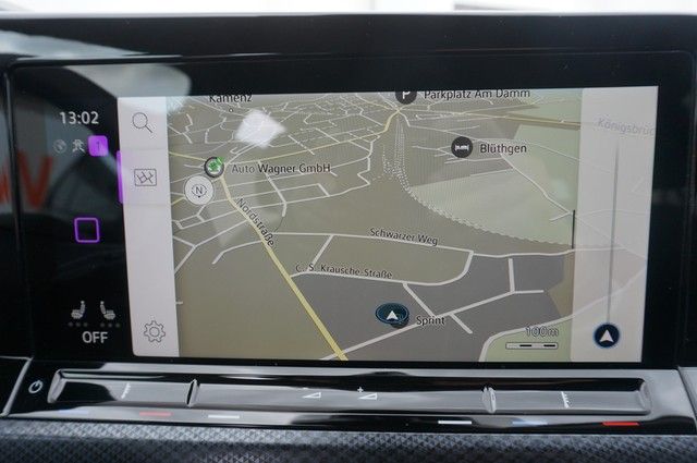 Fahrzeugabbildung Volkswagen Golf VIII TDI United DSG LED AHK Navi AID ACC RF
