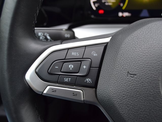 Golf VIII 1.5 TSI Life LED/NAVI+VZE/BUSINESS-PRE