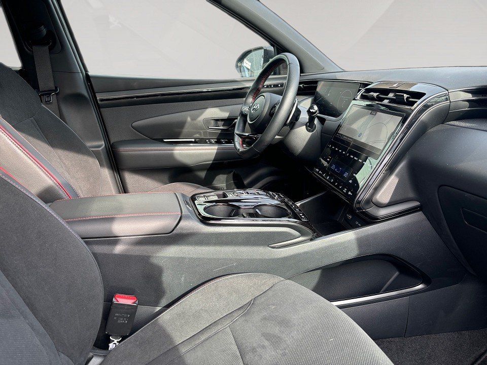 Fahrzeugabbildung Hyundai TUCSON Plug-in-Hybrid 1.6 T-GDi 265PS 6-AT 4WD N