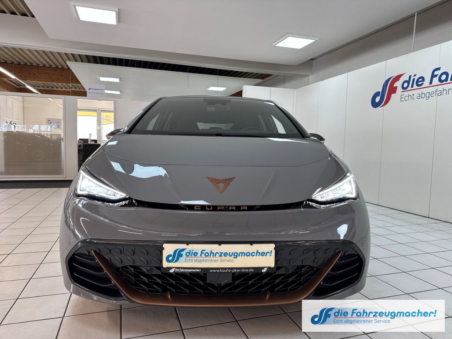 Fahrzeugabbildung CUPRA Born 170 kW Navi Digitales Cockpit 360 Kamera LE