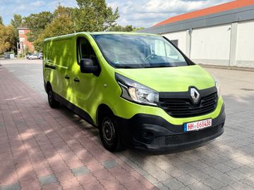 Renault Trafic - 1