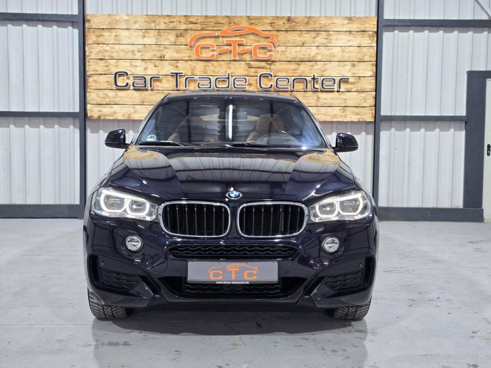 Fahrzeugabbildung BMW X6 xDrive 30d M-Paket/Schiebedach/GARANTIE+TÜV