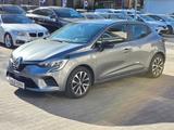Renault Clio V Equilibre 1.0 TCe 90 EU6d - Renault Clio: 6.0