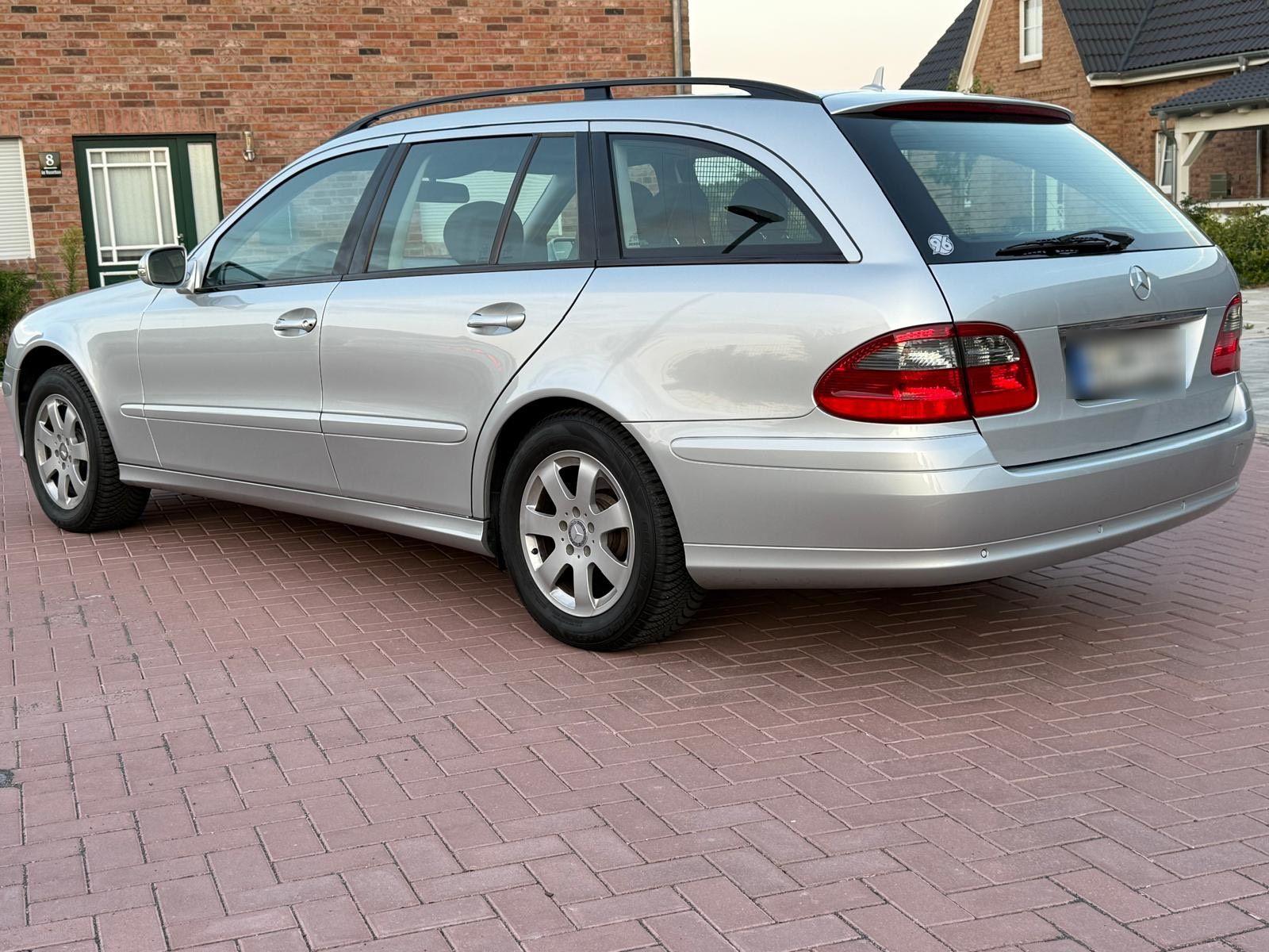 Mercedes-Benz E 200