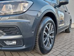 Fahrzeugabbildung Volkswagen Tiguan 1.5 TSI Comfortline AHK KAMERA SHZ