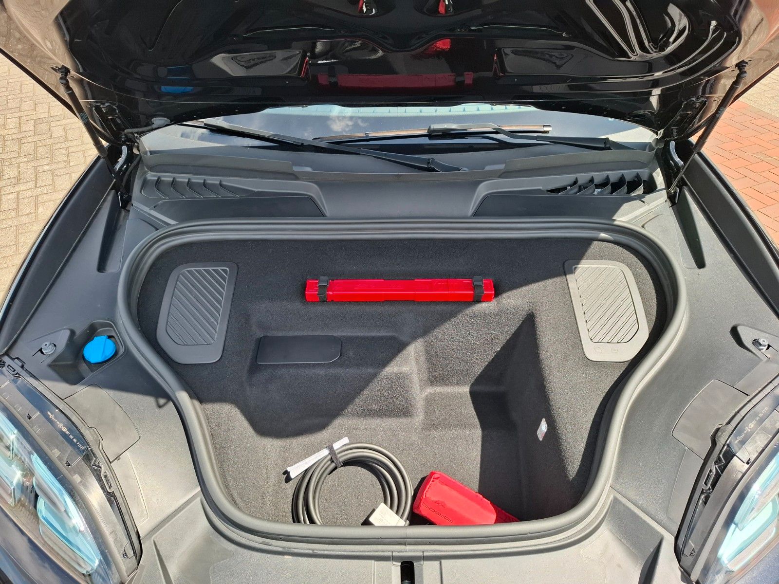 Porsche Macan E Turbo Burmester Sitzlüftung  HA-Lenkung foto 4