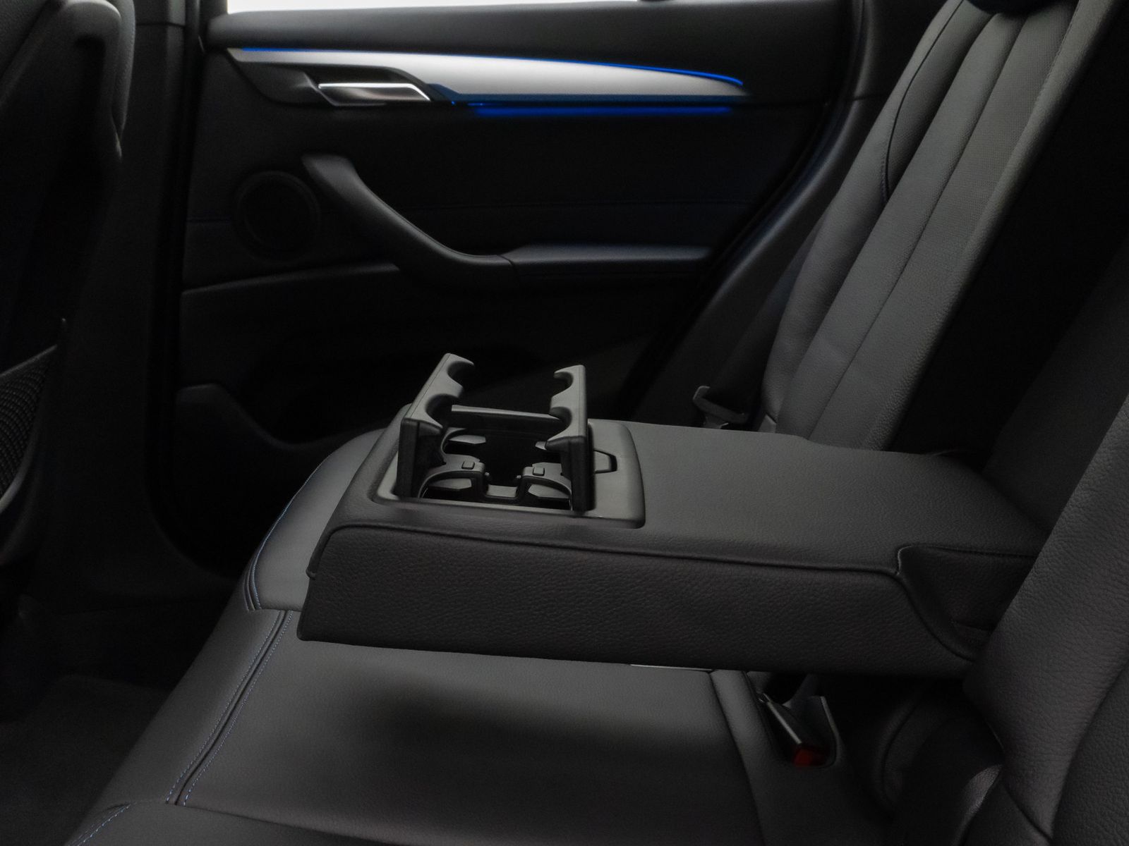 Fahrzeugabbildung BMW X1 sD20d M Sport NaviPlu HUD DAB Alarm Leder 18"